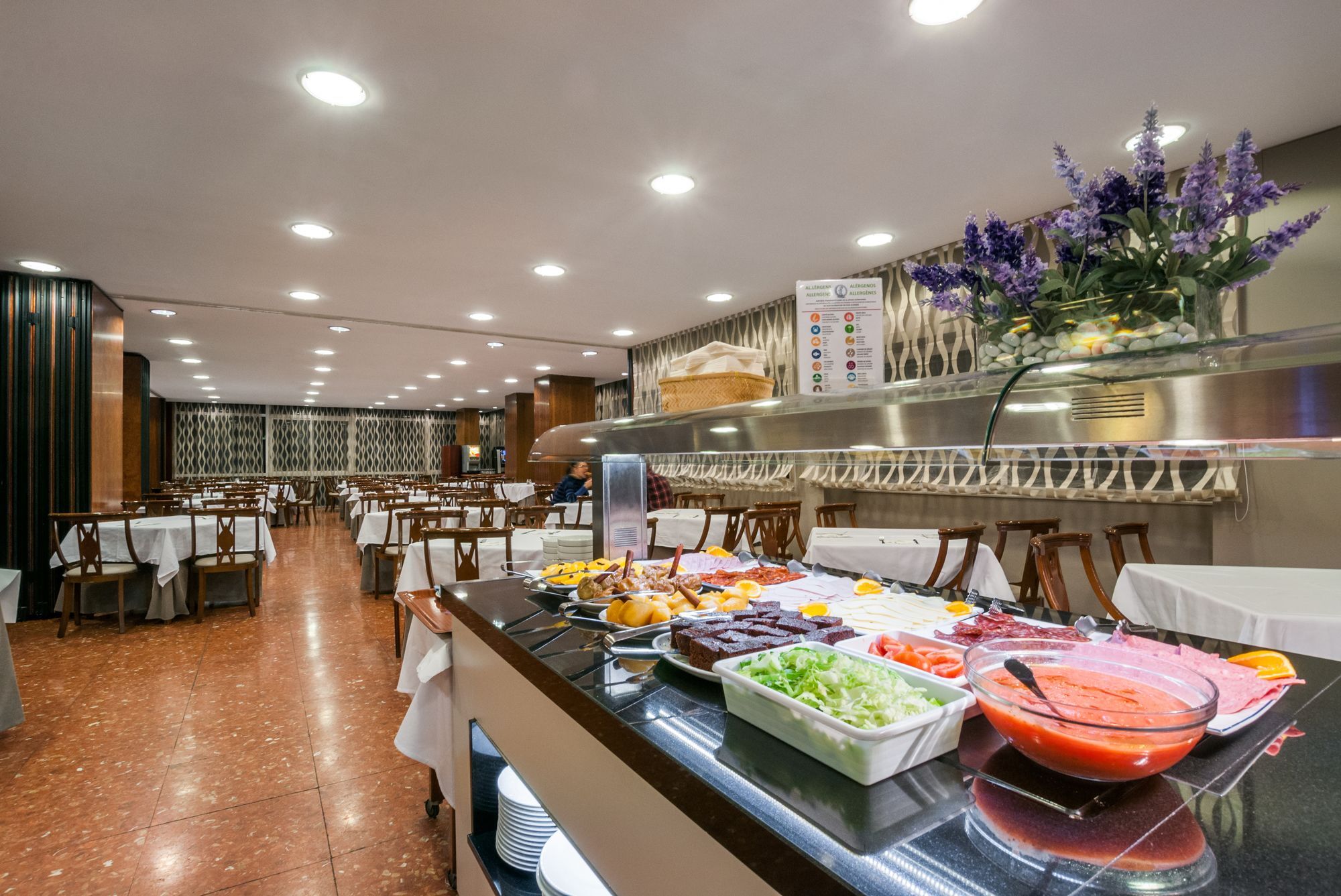 Hotel Gaudi Реус Екстериор снимка